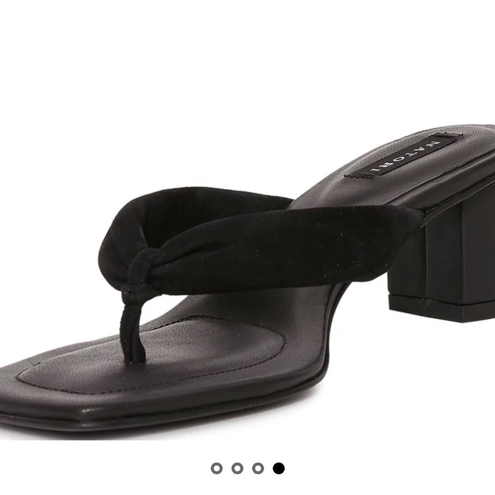 Natori Black Heeled Thong Sandals – Size 6.5 (Fits Like 5.5)